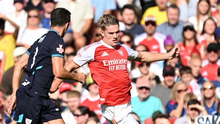 فيكتور غيوكيريس فيكتور غيوكيرس