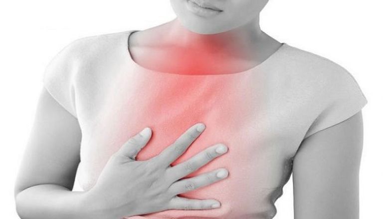 علاج حرقة المعدة الشائع قد يسبب الانتفاخ ونقص الفيتامينات