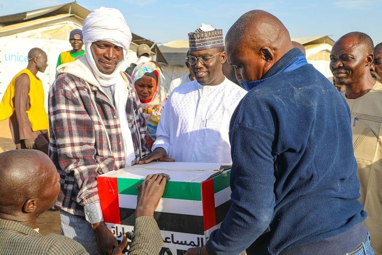 فريق الانقاذ الإماراتي يواصل عمليات إطفاء حرائق الغابات في ألبانيا