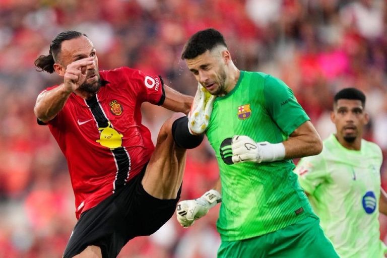 جانب من مباراة مايوركا وبرشلونة