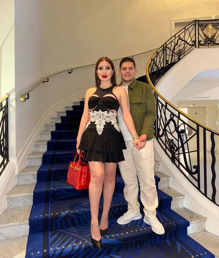 نسرين طافش رفقة أحمد جوهر