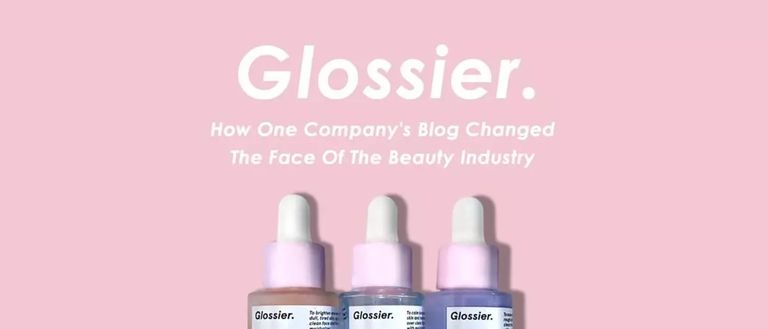 علامة Glossier 