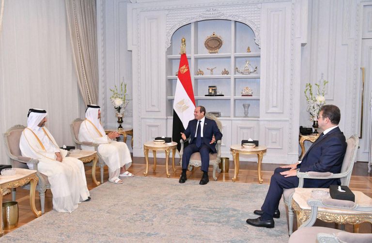 الرئيس المصري ورئيس وزراء قطر