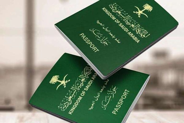 كل ما تحتاج معرفته عن نظام الإقامة الحرة في السعودية