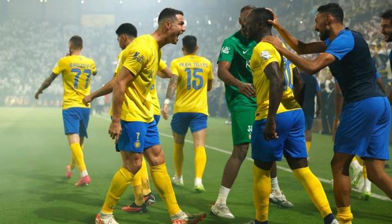النصر والأهلي يلتقيان في نهائي السوبر السعودي