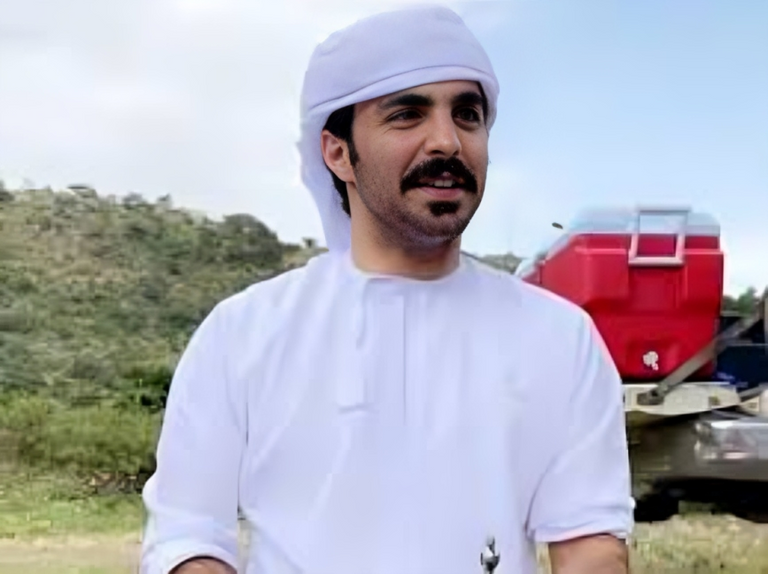 الشاعر السعودي سعود القحطاني الشاعر السعودي سعود القحطاني