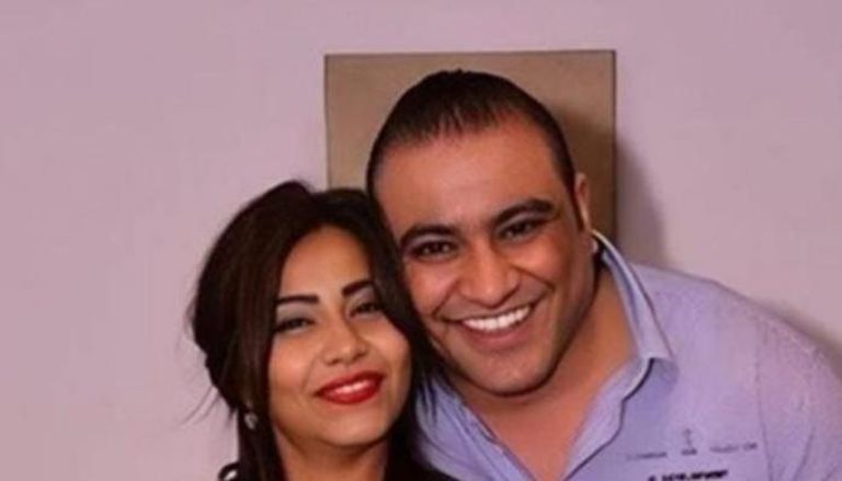 شيرين عبدالوهاب وشقيقها محمد