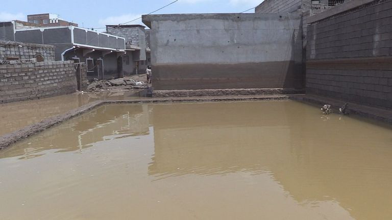 آثار السيول في مديرية البريقة