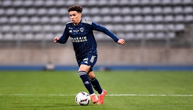 إيلان كبال النجم المغربي أشرف حكيمي