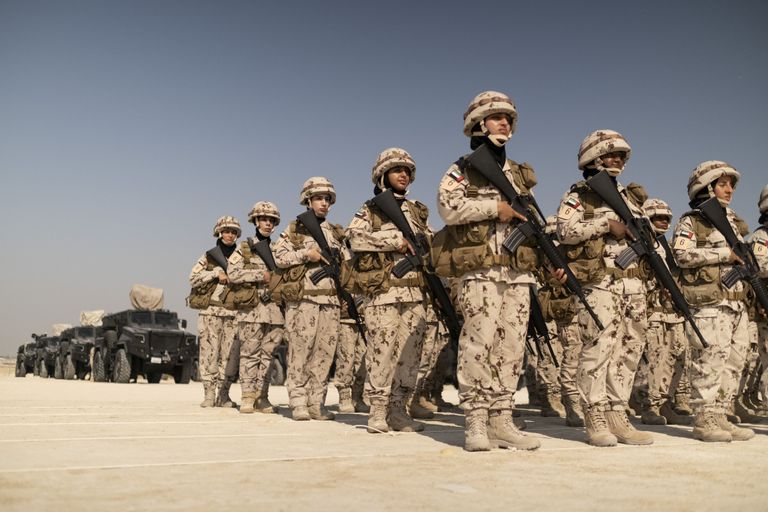 المرأة الإماراتية في قطاع الدفاع