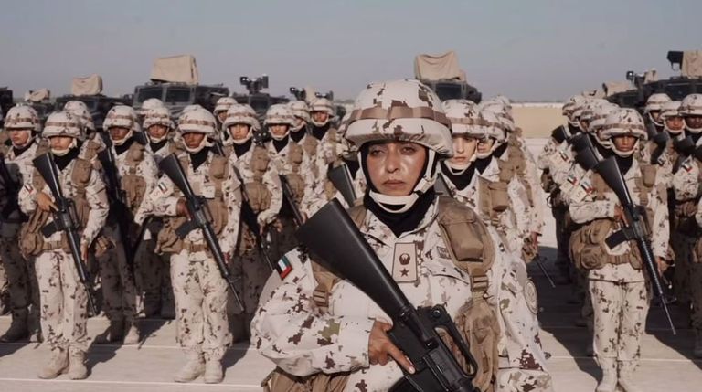 المرأة الإماراتية في قطاع الدفاع