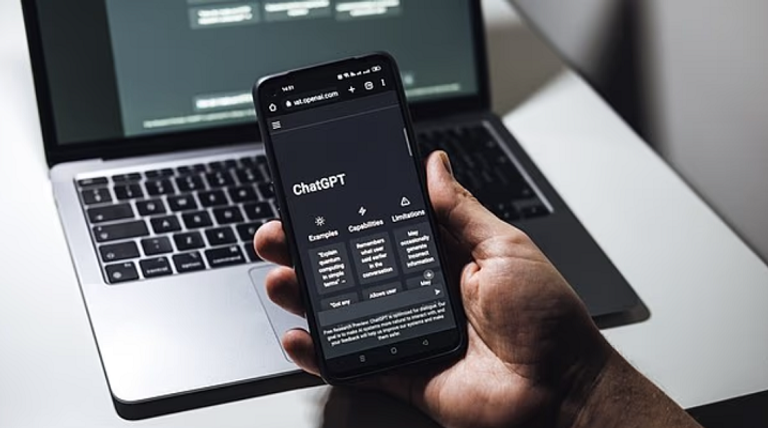 خبير يحذر من المخاطر المحتملة لاستخدام الذكاء الاصطناعي
