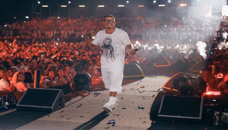 حفل عمرو دياب في لبنان صيف 2025