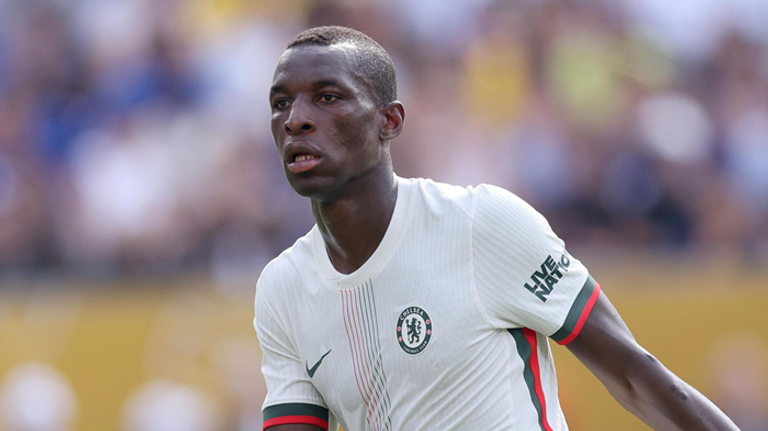 نيكولاس جاكسون النيجيري أديمولا لوكمان