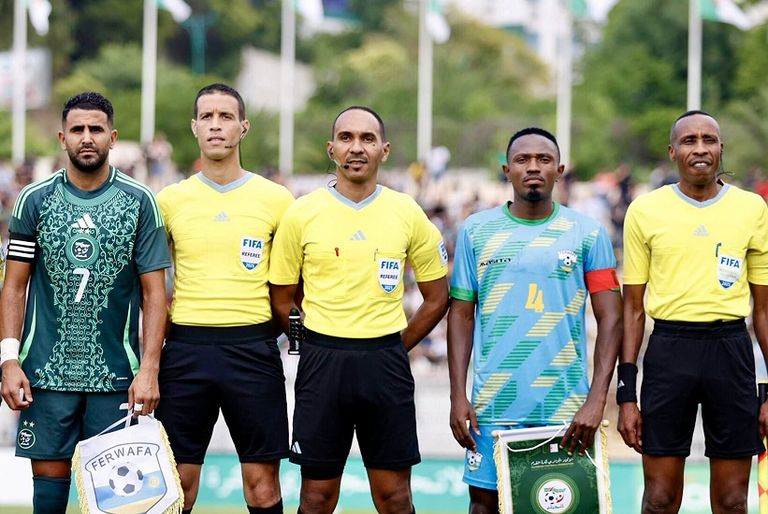 منتخب الجزائر