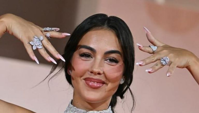 عارضة الأزياء الإسبانية جورجينا رودريغيز
