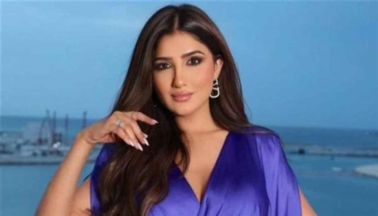 مي عمر ترد على انتقادات ممثل بسبب التريند