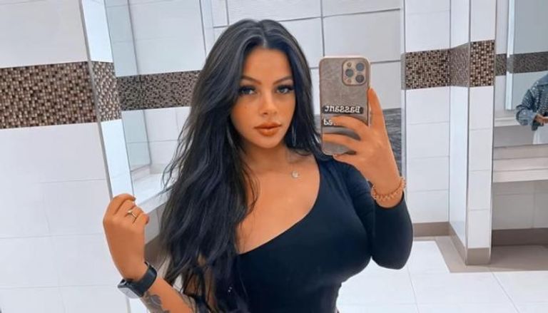 البلوغر شاكر محظور