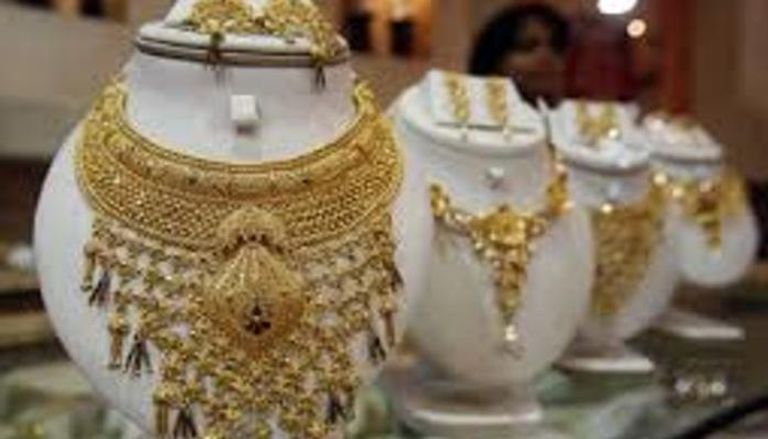 مشغولات ذهبية - أرشيفية