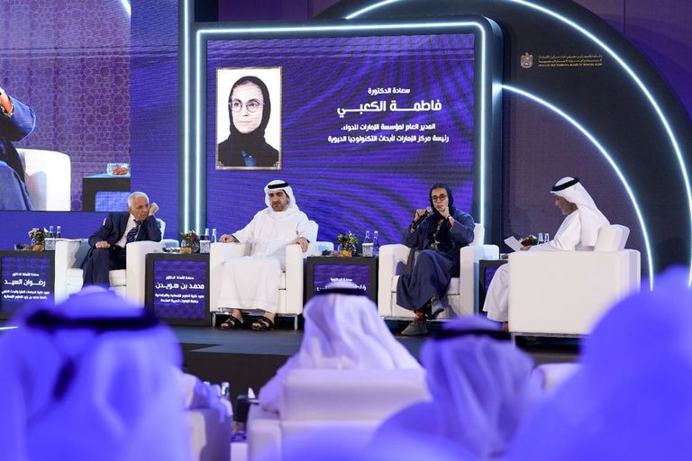 جمال السويدي يطلق كتابه «الرحم الاصطناعي»