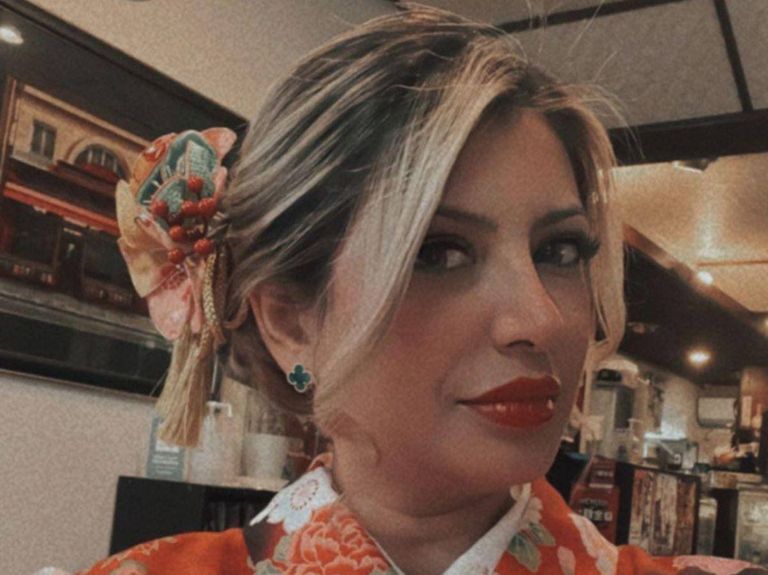 الأميركية جاسفين سانغا الأميركية جاسفين سانغا