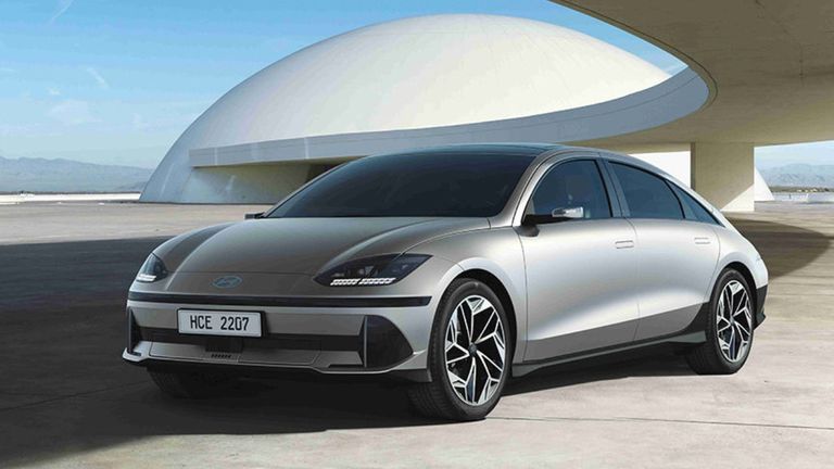 سيارة Hyundai Ioniq 6 الكهربائية