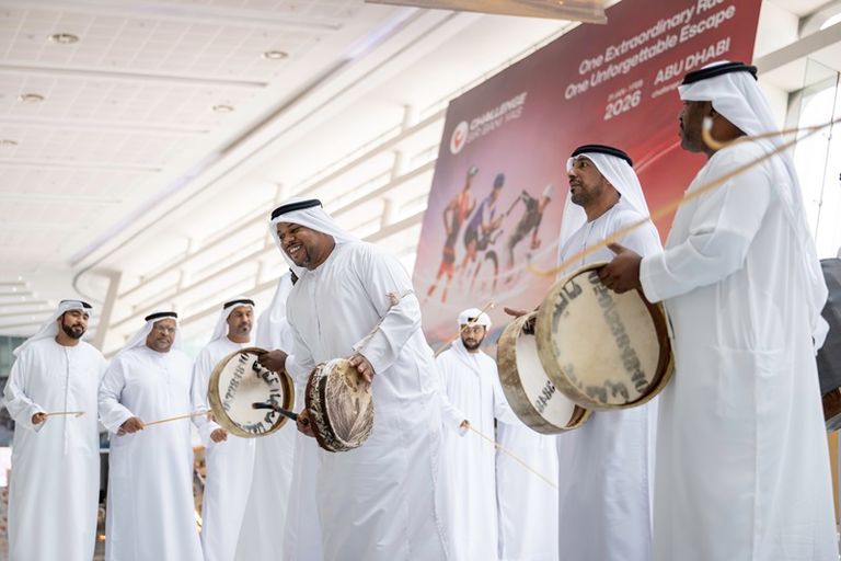 عرض العيالة في معرض أبوظبي للصيد والفروسية 2025