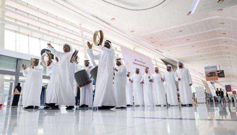 عرض العيالة في معرض أبوظبي للصيد والفروسية 2025