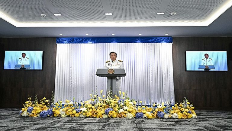 رجل الأعمال المدافع عن شرعنة القنب أنوتين تشارنفيراكول