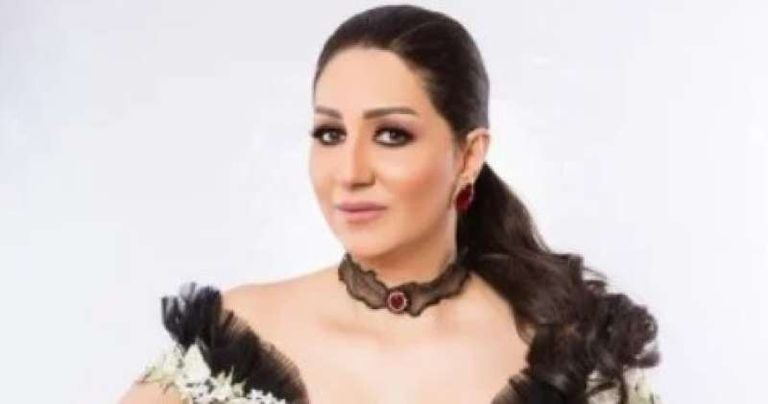 وفاء عامر 
