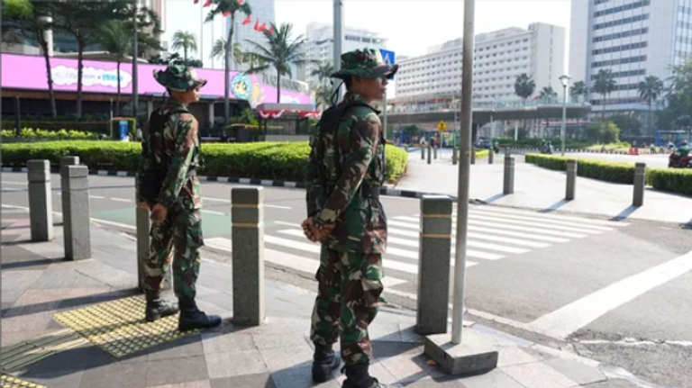 انهيار مبنى في جاوة