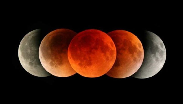 خسوف القمر الدموي