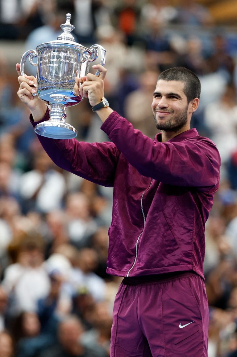 ألكاراز يتوج ببطولة أمريكا المفتوحة كارلوس ألكاراز بطل أمريكا المفتوحة