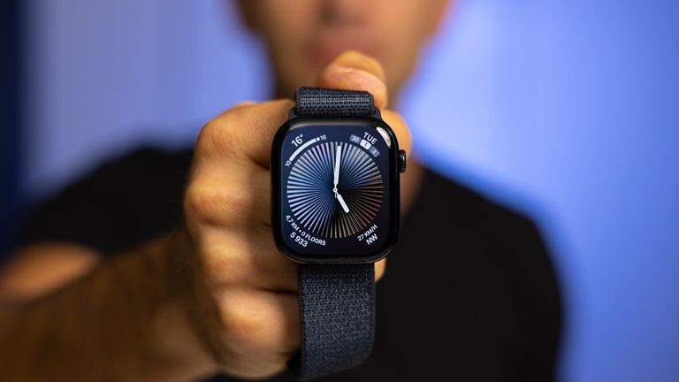ساعة  Apple Watch Series 11 