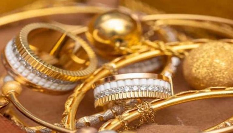 مشغولات ذهبية - أرشيفية