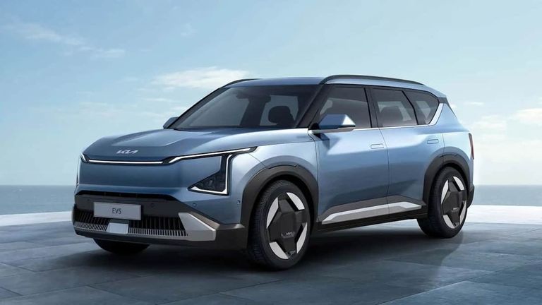 سيارة Kia EV5 2025
