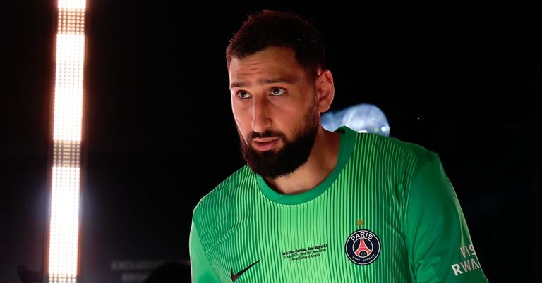 جيانلويجي دوناروما دوناروما حارس مانشستر سيتي الجديد