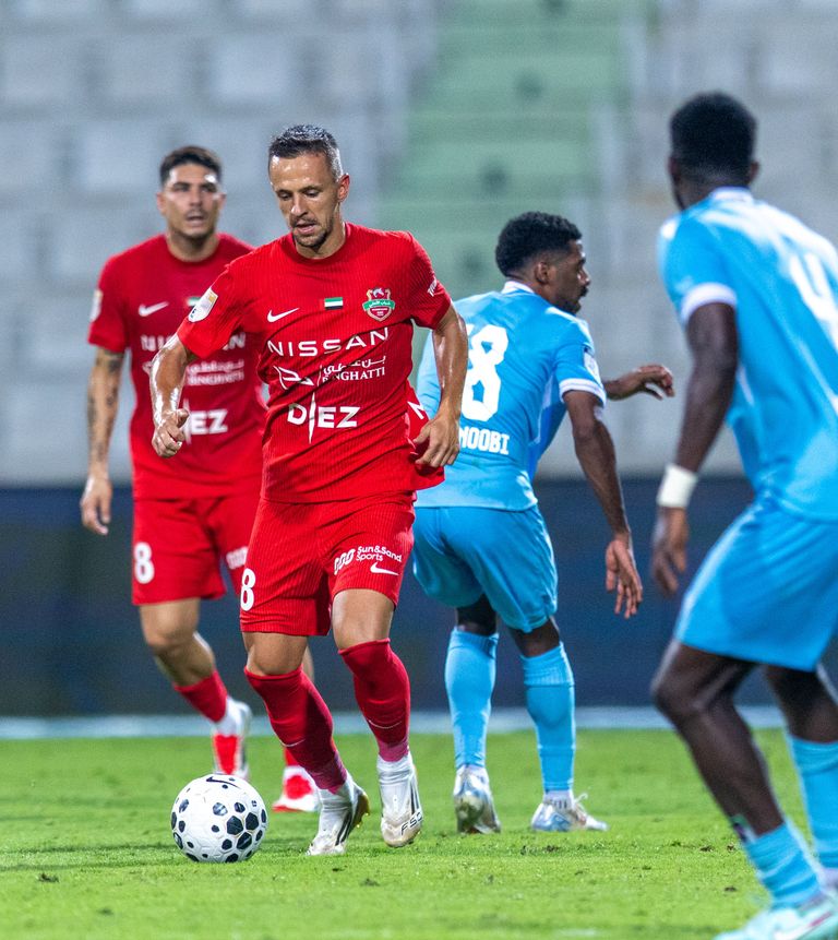 من فوز شباب الأهلي على بني ياس