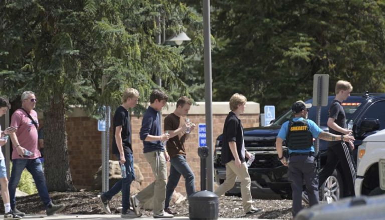حادث مدرسة إيفرغرين بولاية كولورادو الأمريكية حادث مدرسة إيفرغرين بولاية كولورادو الأمريكية