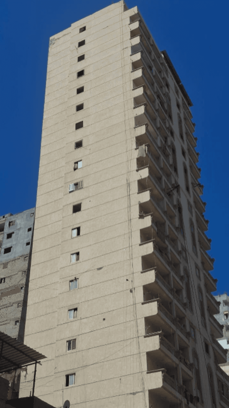 عقار الإسكندرية المائل