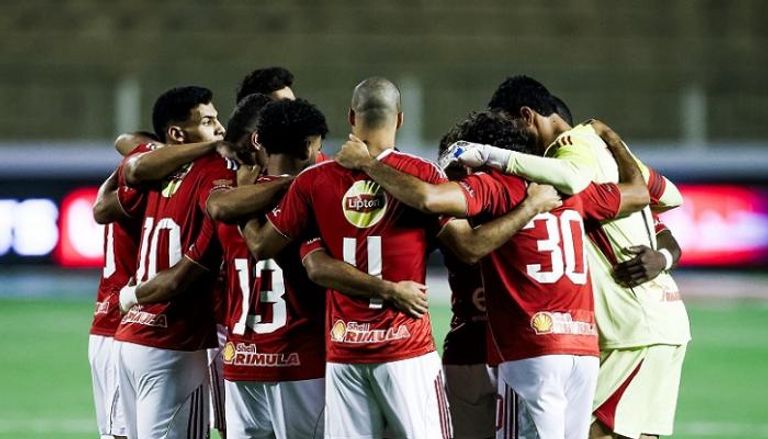 الأهلي يتعادل مع إنبي