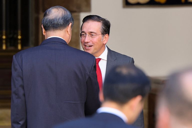 محادثات تجارية بين أمريكا والصين في مدريد - أ ف ب التجارة بين واشنطن وبكين في لحظة فارقة