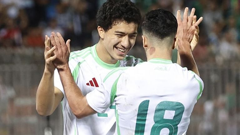 إبراهيم مازا فلاديمير بيتكوفيتش مدرب منتخب الجزائر