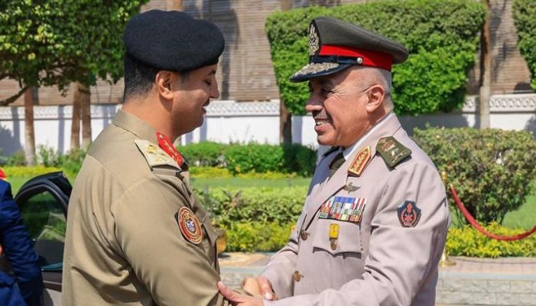رئيس الأركان المصري يستقبل نظيره الليبي