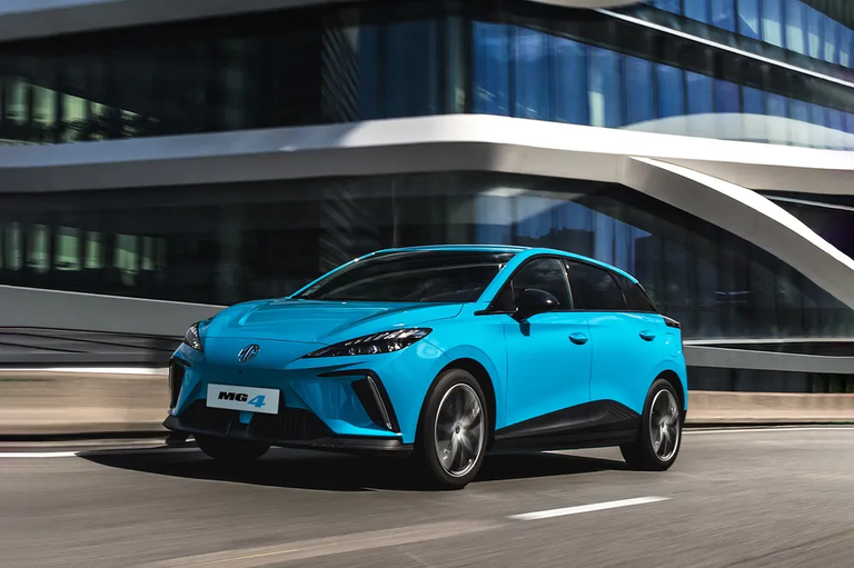 أفضل السيارات الكهربائية SUV للعائلات 2025