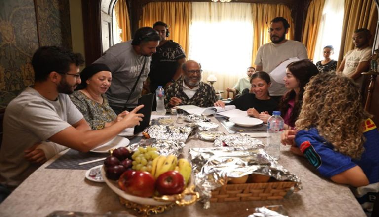مسلسل ولد وبنت شايب بطولة أشرف عبد الباقي مسلسل ولد وبنت شايب بطولة أشرف عبد الباقي