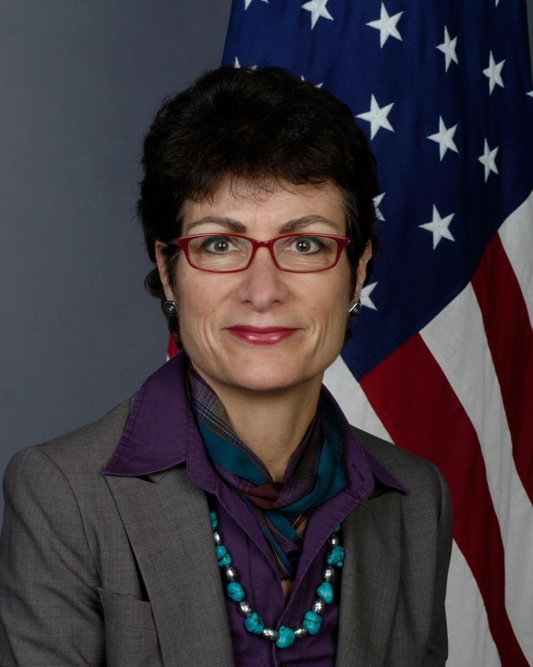 السفيرة الأمريكية السابقة لدى إثيوبيا، باتريشيا هاسلاش سد النهضة بعد الافتتاح وبدء التشغيل الفعلي