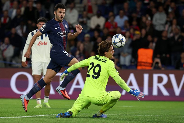 ماركوس يورينتي لاعب أتلتيكو مدريد