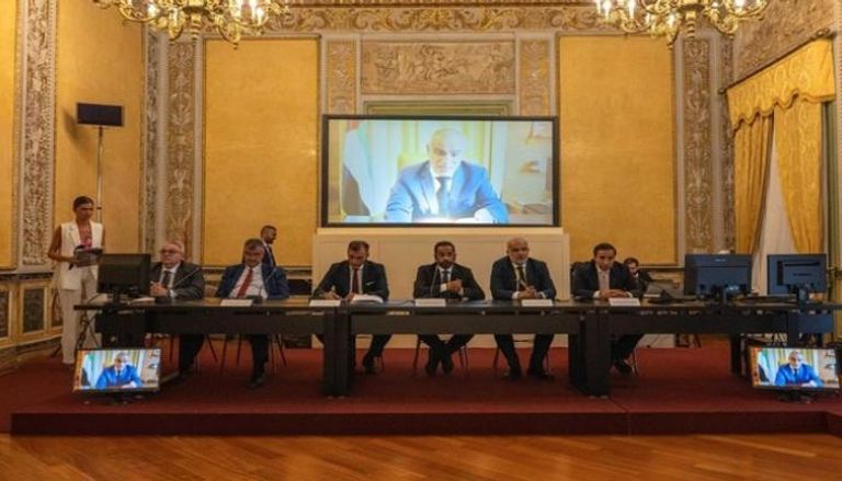 جانب من جولة ترويجية لمركز دبي للسلع المتعددة