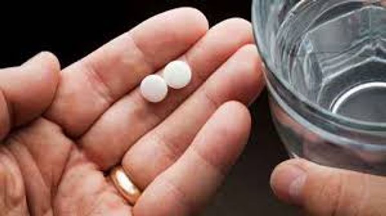 تناول جرعة منخفضة من الأسبرين يوميا يقلل خطر عودة سرطان القولون